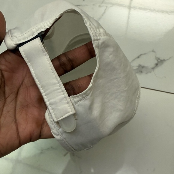 Nike Classic White Cap with Black Swoosh - Picture 3 of 4